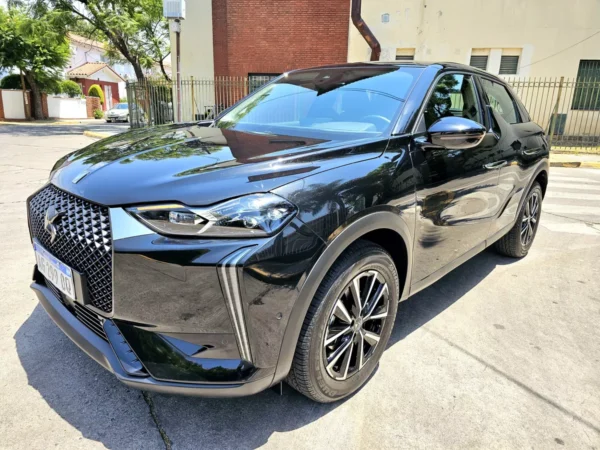 DS3 Crossback 1.2 Rivoli At8 - 2023 - 6.900 km