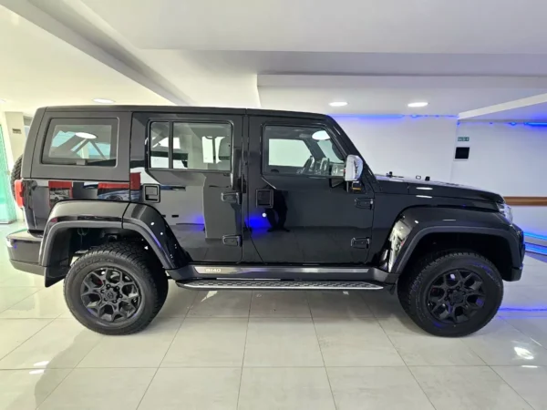 BAIC BJ 40 Plus 2.0 90.000 KM - Imagen 3