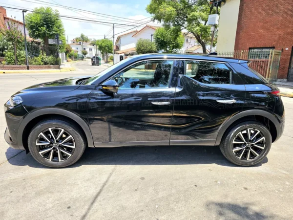DS3 Crossback 1.2 Rivoli At8 - 2023 - 6.900 km - Imagen 4