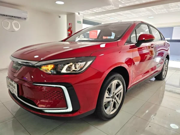BAIC EU5 Confort Eléctrico - 2025